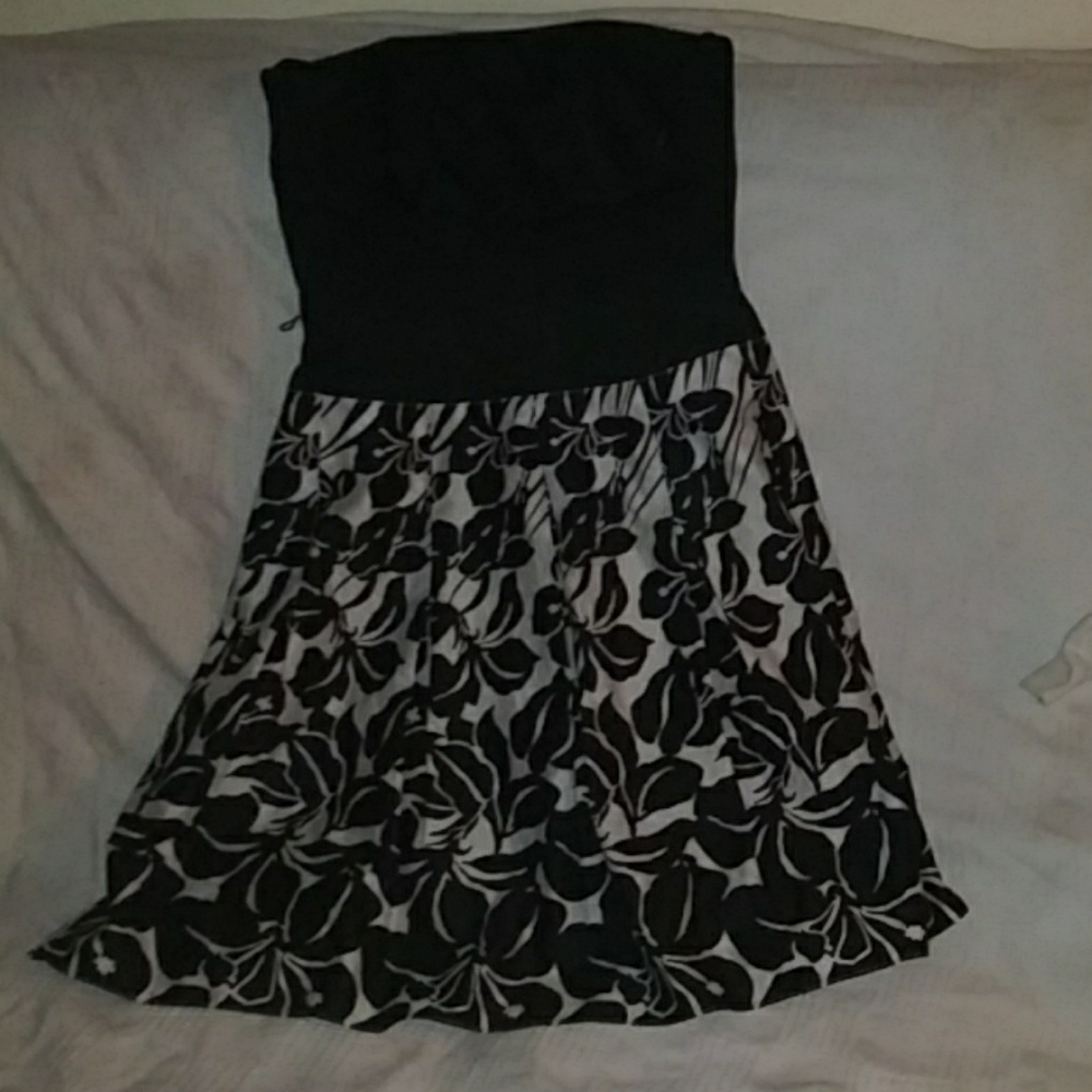 White House Black Market dress
